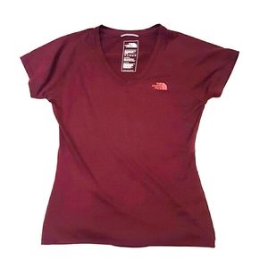 The North Face small maroon polyester base layer